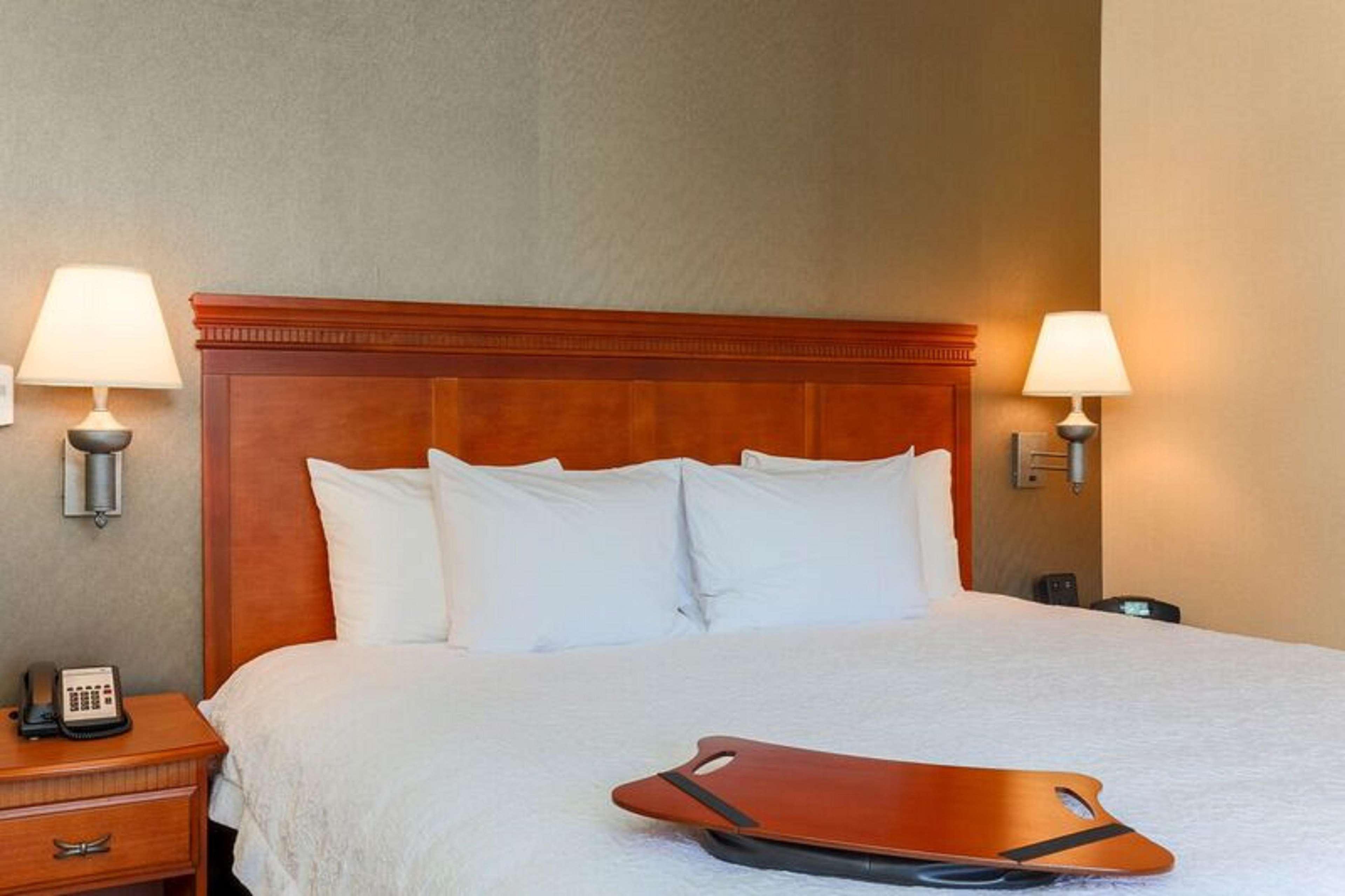 Hampton Inn & Suites Poughkeepsie Spackenkill Экстерьер фото