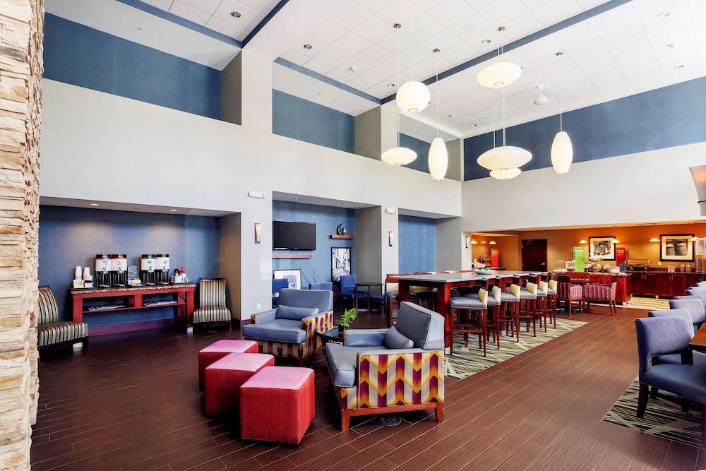 Hampton Inn & Suites Poughkeepsie Spackenkill Экстерьер фото